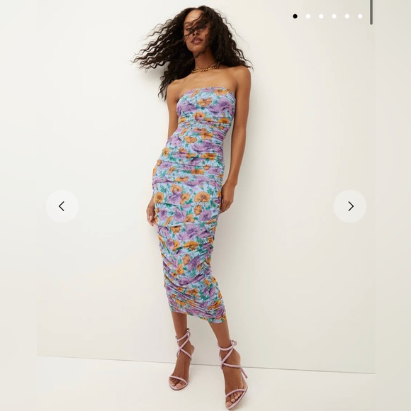 Veronica beard dress. Size 4. Gorgeous, forgiving - Picture 2 of 2